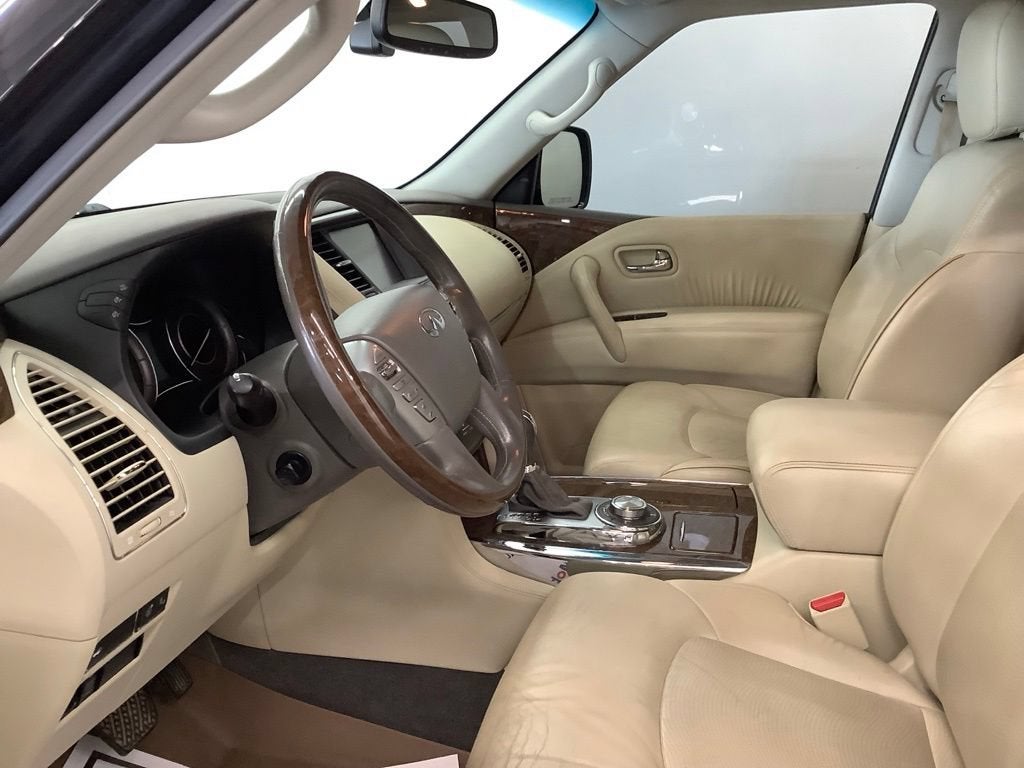 2017 INFINITI QX80 Base