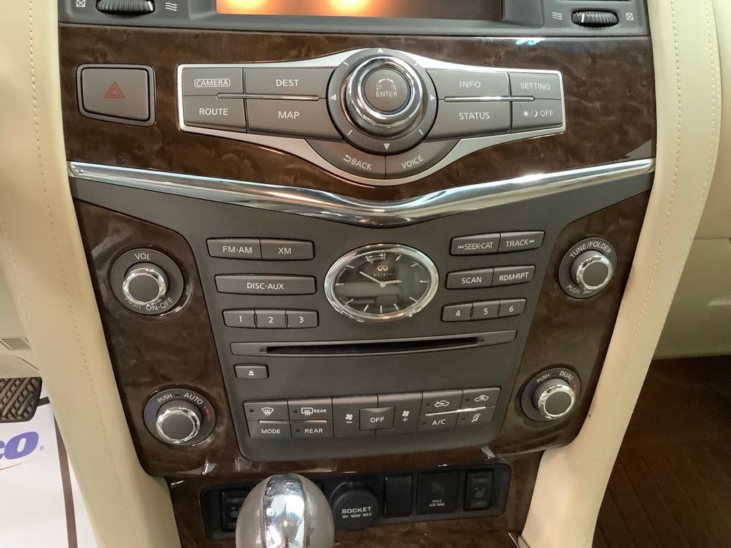 2017 INFINITI QX80 Base