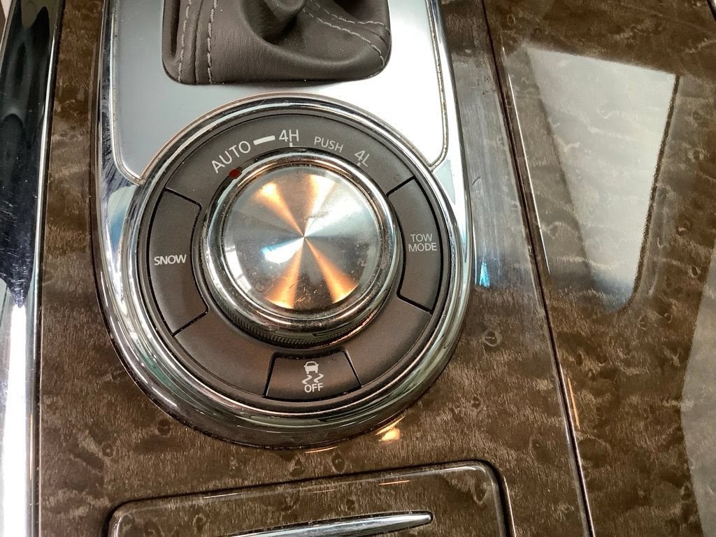 2017 INFINITI QX80 Base