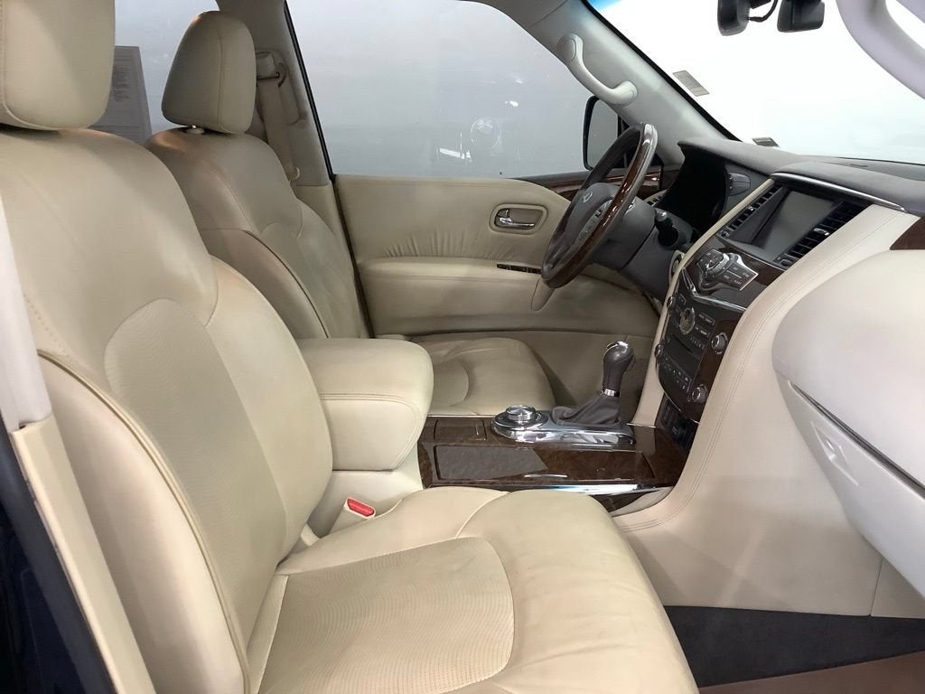 2017 INFINITI QX80 Base