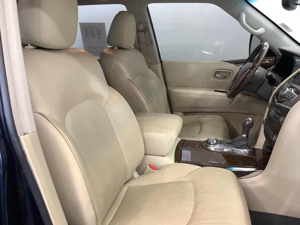 2017 INFINITI QX80 Base