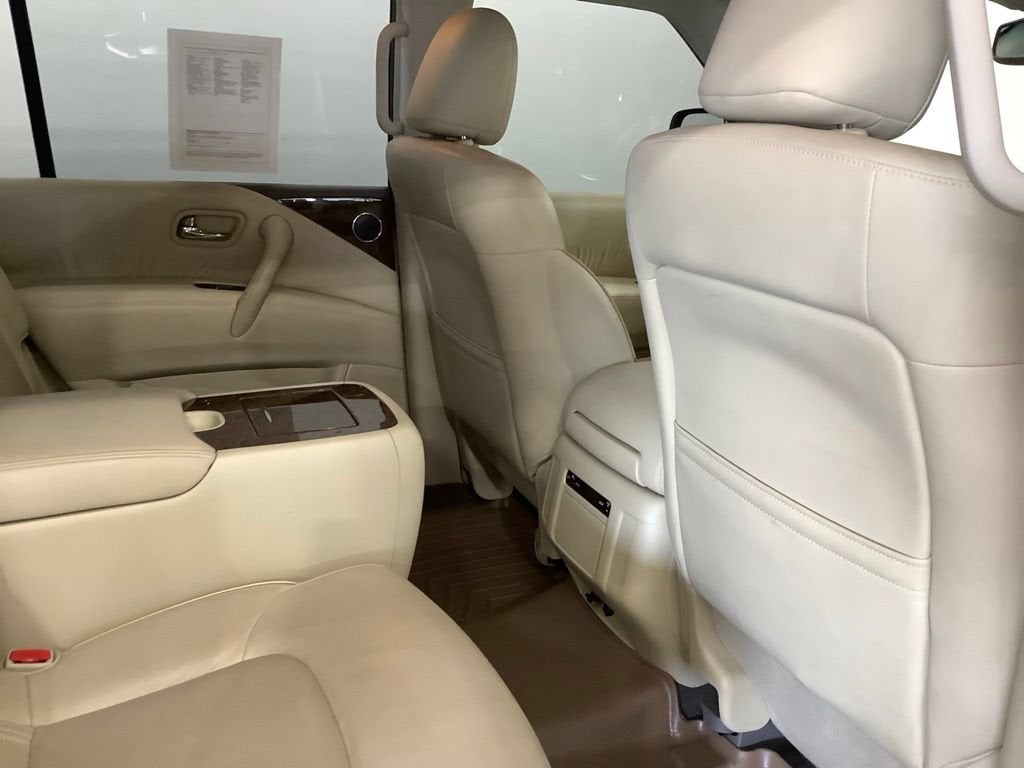 2017 INFINITI QX80 Base