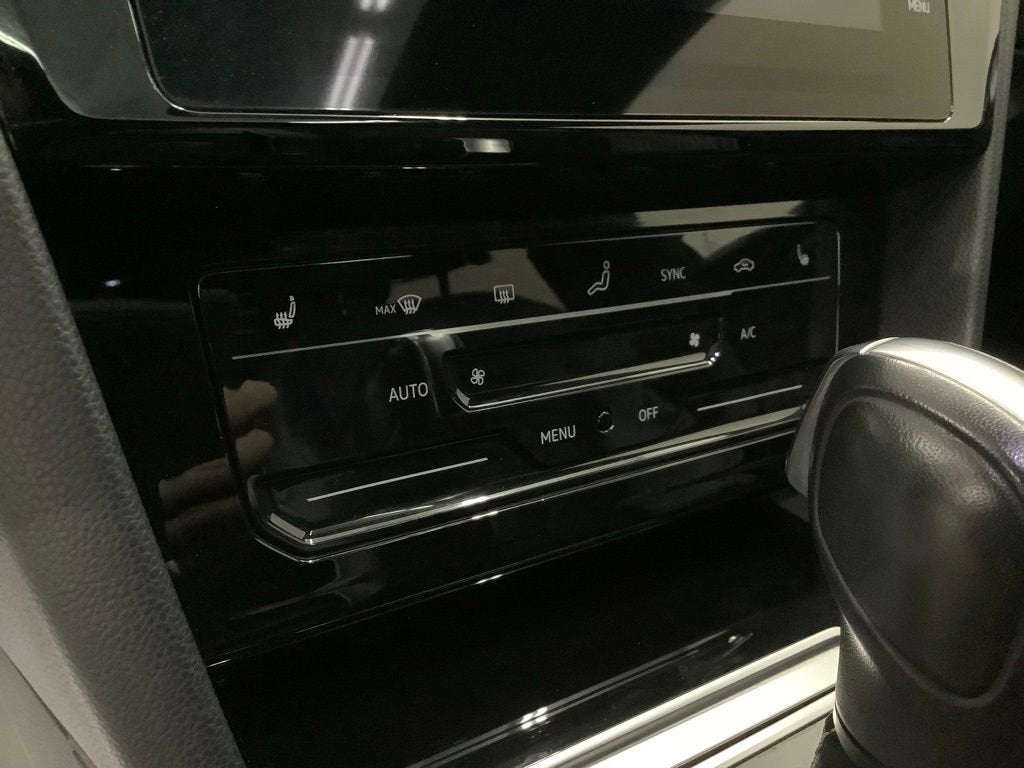 2023 Volkswagen Arteon SEL R-Line